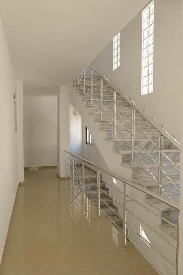 סרנדה Hotel Piazza מראה חיצוני תמונה